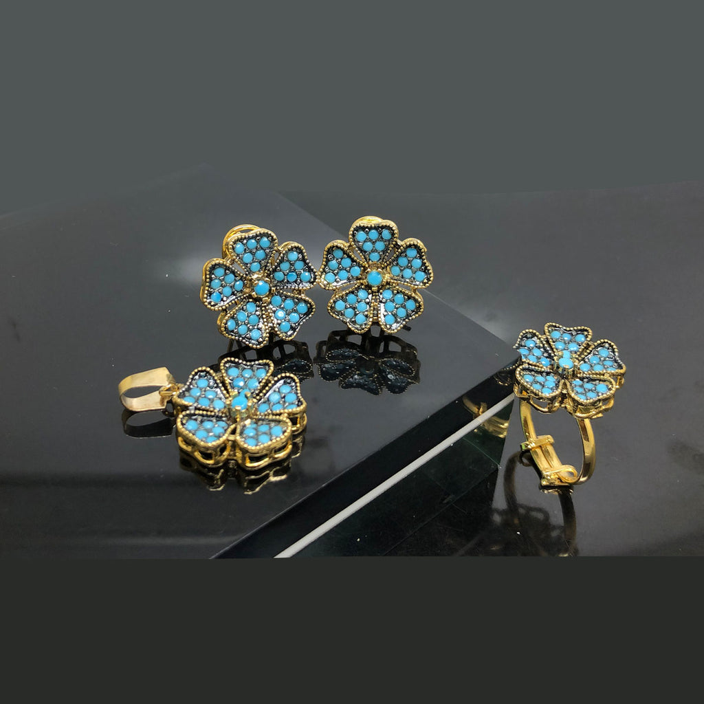 Elegant Gold-Plated Flower Locket Set with Crystal Accents