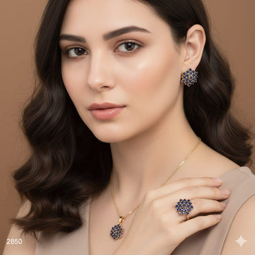 Crystal Pendant Necklace Set – Rs. 2850