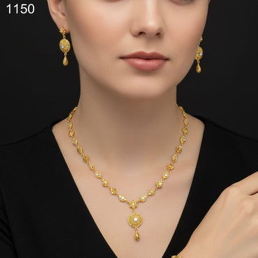 Crystal Dangle Jewelry Set – Rs. 1150