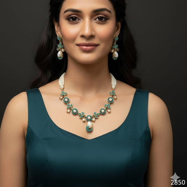 Gold & Pearl Floral Jewelry Set – Rs. 2850