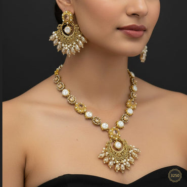 Polki & Pearl Drop Choker – Rs. 3250