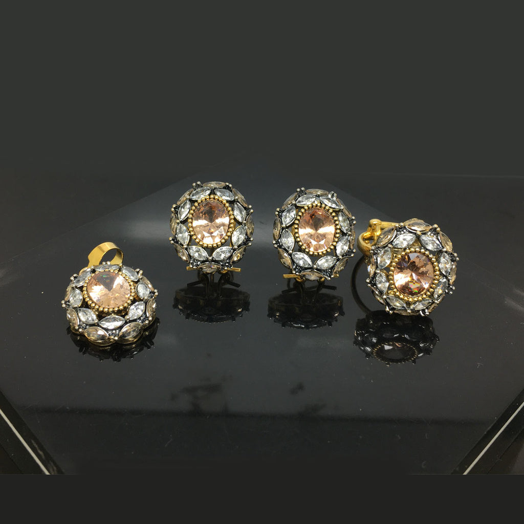 Exquisite Traditional Gemstone Locket Set