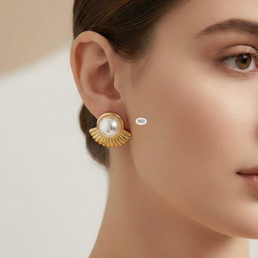 Statement Retro Half-Circle Shell Pearl Earrings – Rs. 850