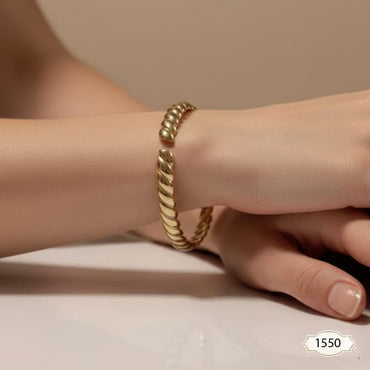 Twisted Rope Design Gold Cuff – Rs. 1,550