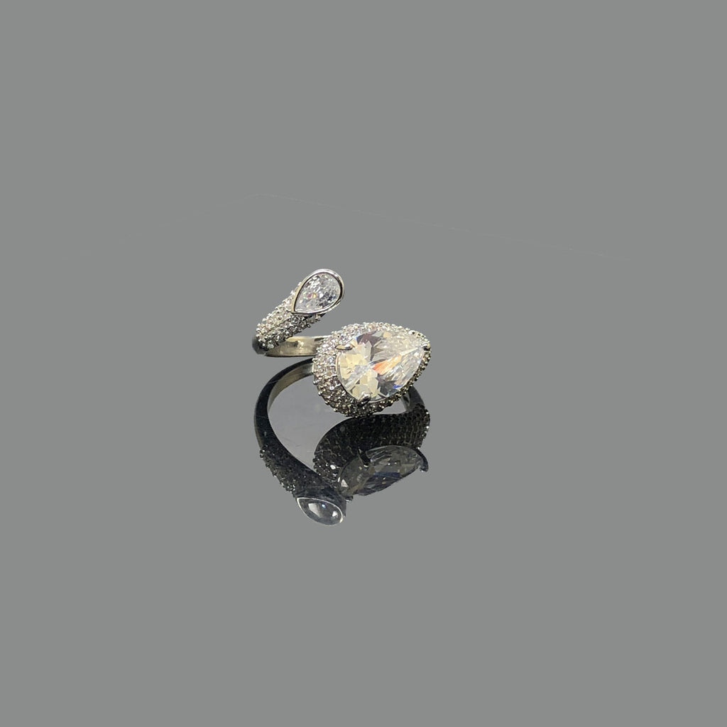 Elegant Teardrop Adjustable Silver Ring – Dazzling Dual Crystal Design