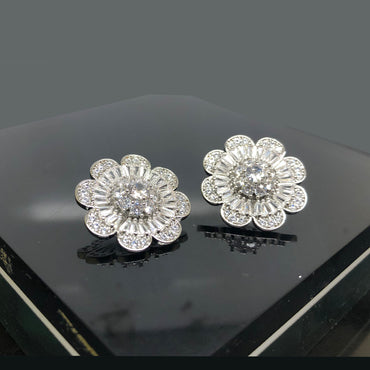 Radiant Flower Design Stud Earring
