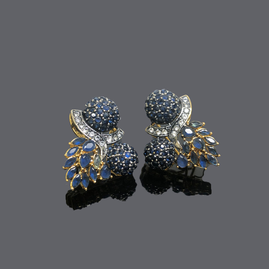 Antique Gold-Tone Traditional Stud Earrings – Designer Floral Cluster
