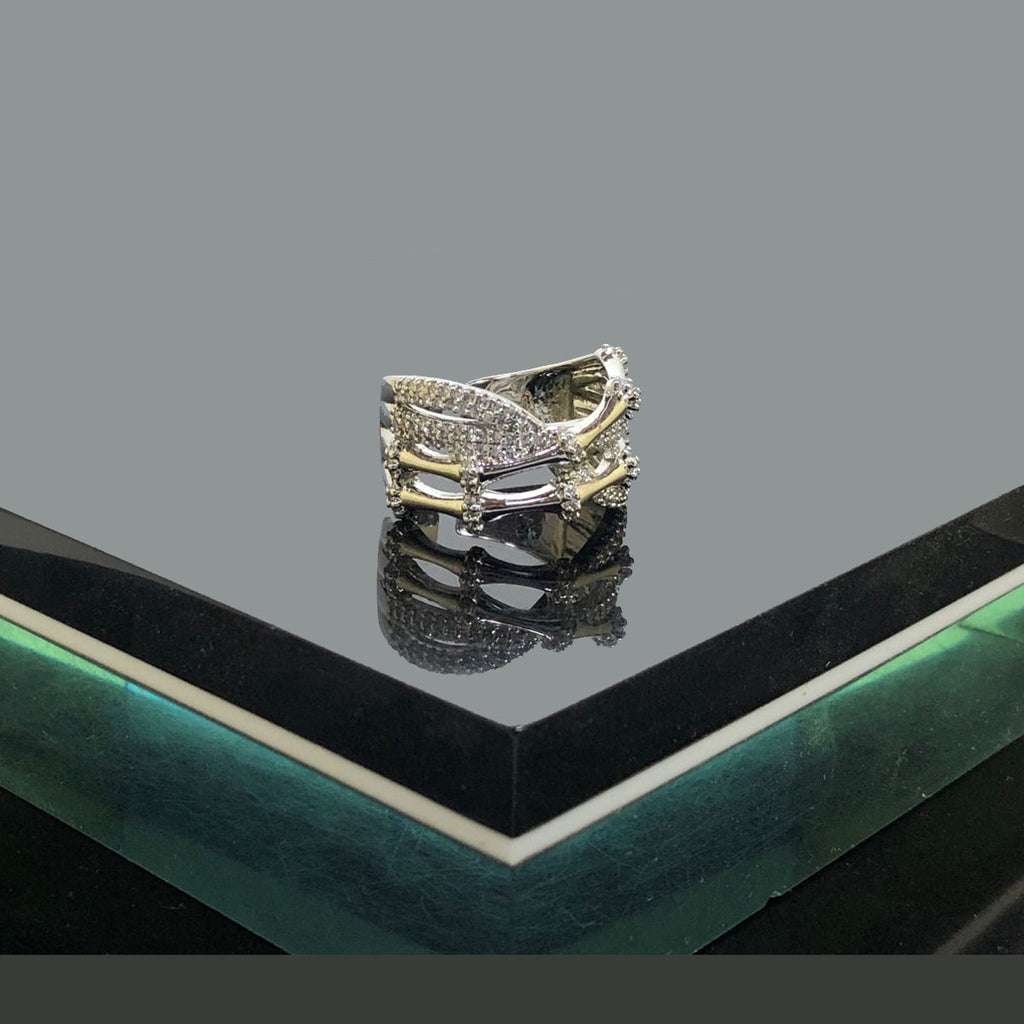 Criss-Cross CZ Band – Rs. 750
