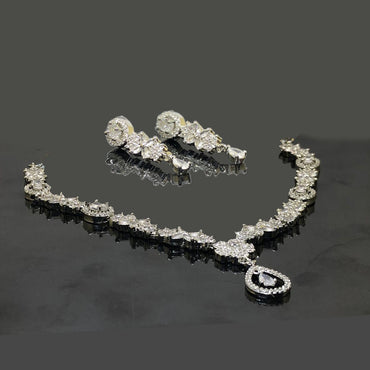 Silver Teardrop Pendant Necklace Set with Earrings – Rs. 2550
