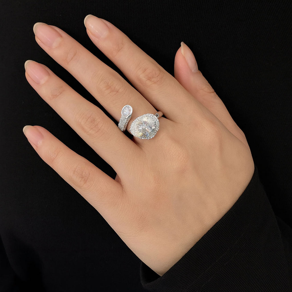 Elegant Teardrop Adjustable Silver Ring – Dazzling Dual Crystal Design