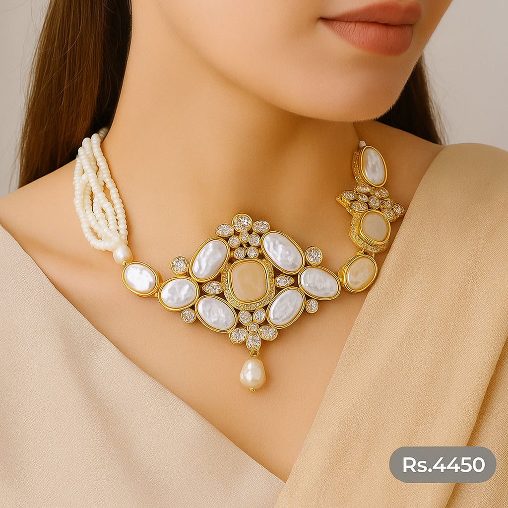 Ivory Aura Baroque Pearl Necklace Set – Rs. 4,450