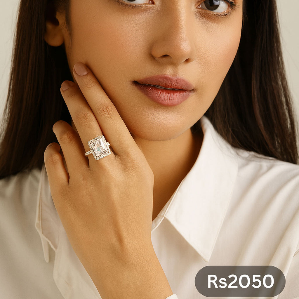 Gold Halo Ring with Square-Cut Crystal