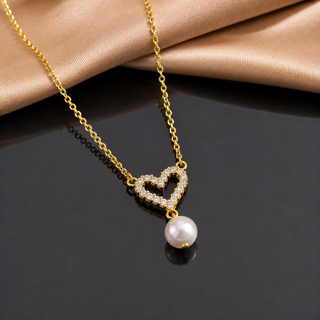 Crystal Heart Pearl Necklace