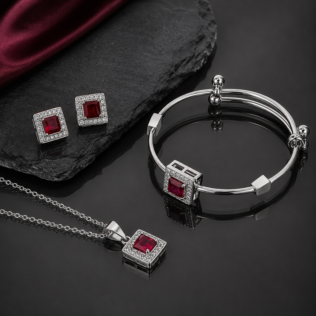 AD Pendant & Bracelet Set – Rs. 950