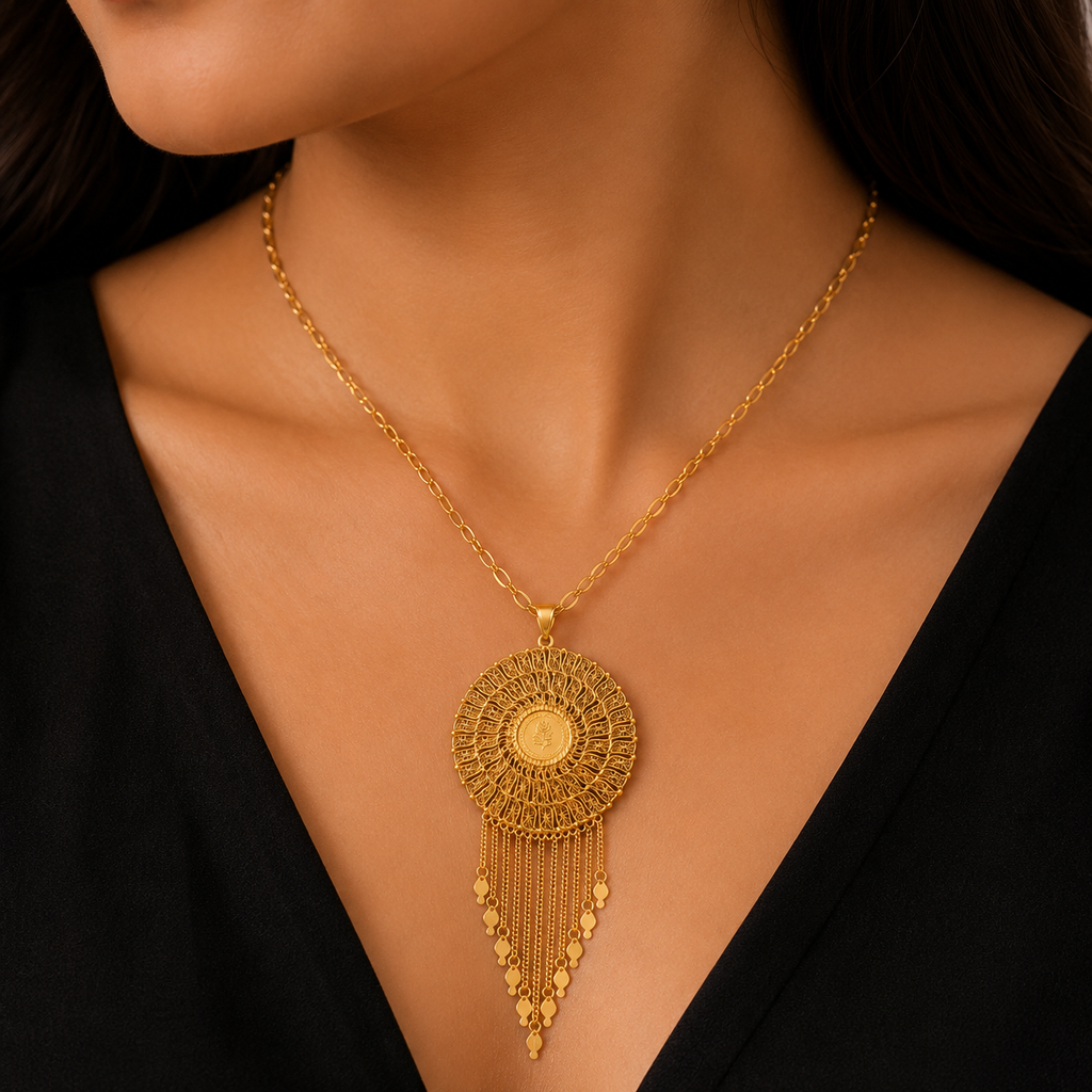 Traditional Filigree Pendant – Rs. 2,050