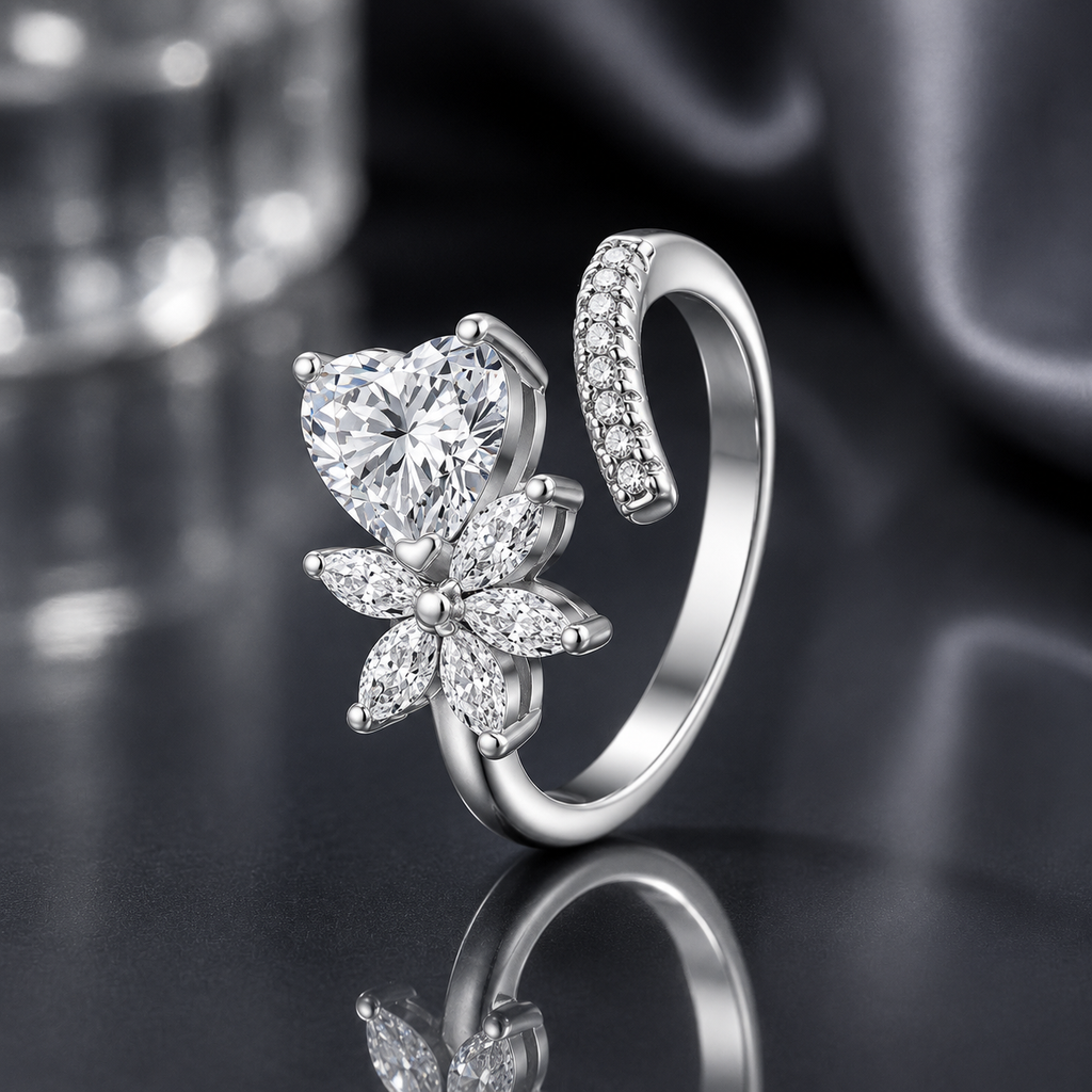 Heart Floral Ring – Rs. 1,250