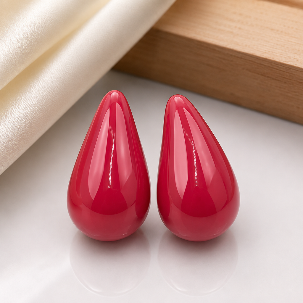 Teardrop Statement Earrings – Rs. 3150