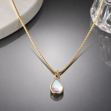 Aurora Teardrop Necklace – Rs. 1050