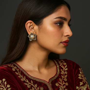 Luxurious Pearl Flower Earrings