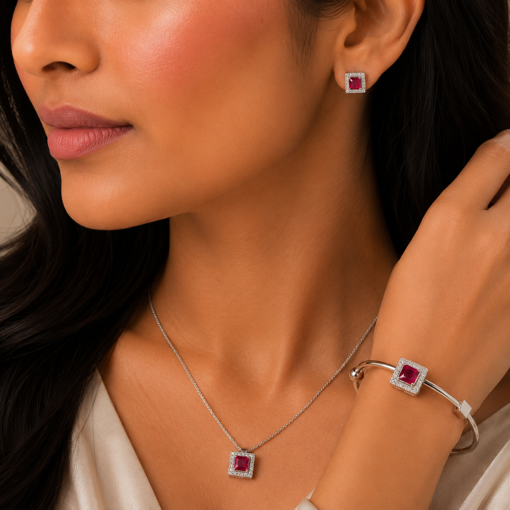 AD Pendant & Bracelet Set – Rs. 950