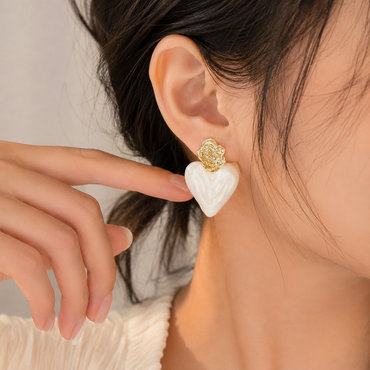 Pearlescent Heart Stud Earrings – Gold Flower Top