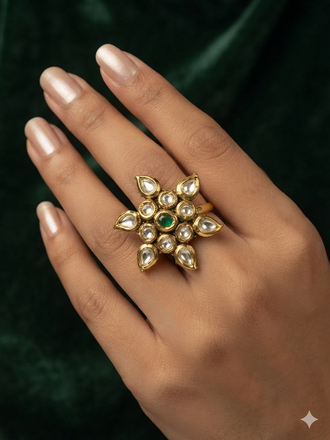 Antique Kundan Starburst Ring