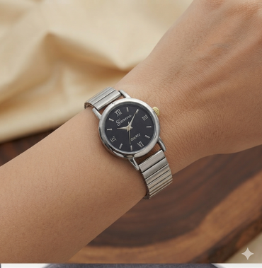 Classic Round Quartz Watch – Stainless Steel