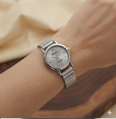 Classic Round Quartz Watch – Stainless Steel