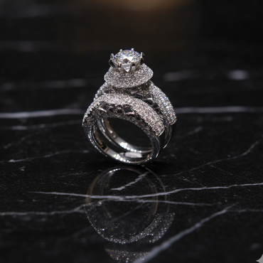 Platinum Pavé Solitaire Bridal Set