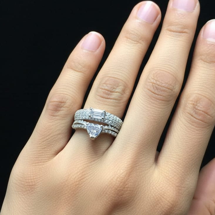 Multi‑Band Triangle Ring – Rs. 850