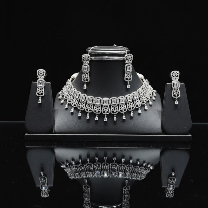 Platinum Grace Choker Set - Rs  6850