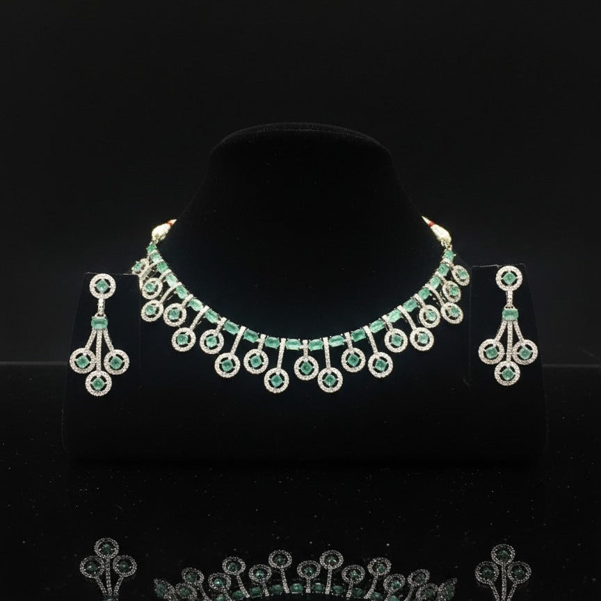 Emerald Gala Necklace Set