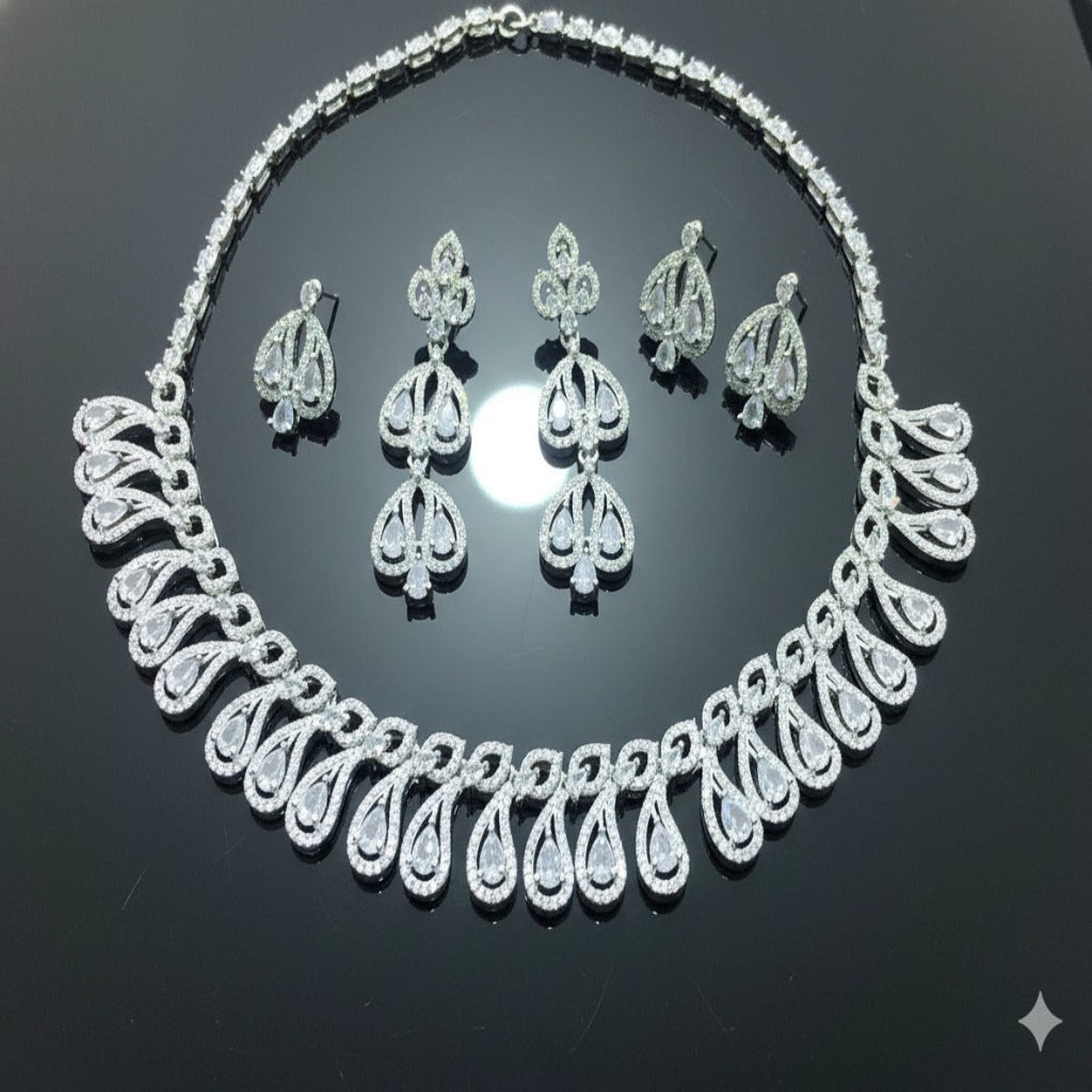 Regal Cascade Crystal Set