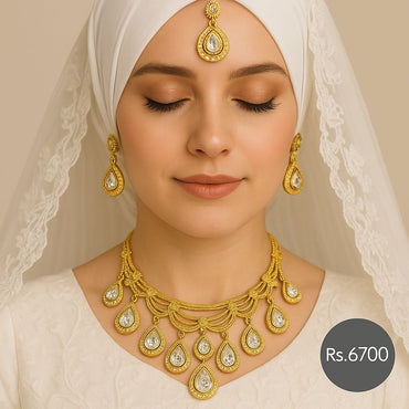 Pear Drop Bridal Set – Rs. 6700