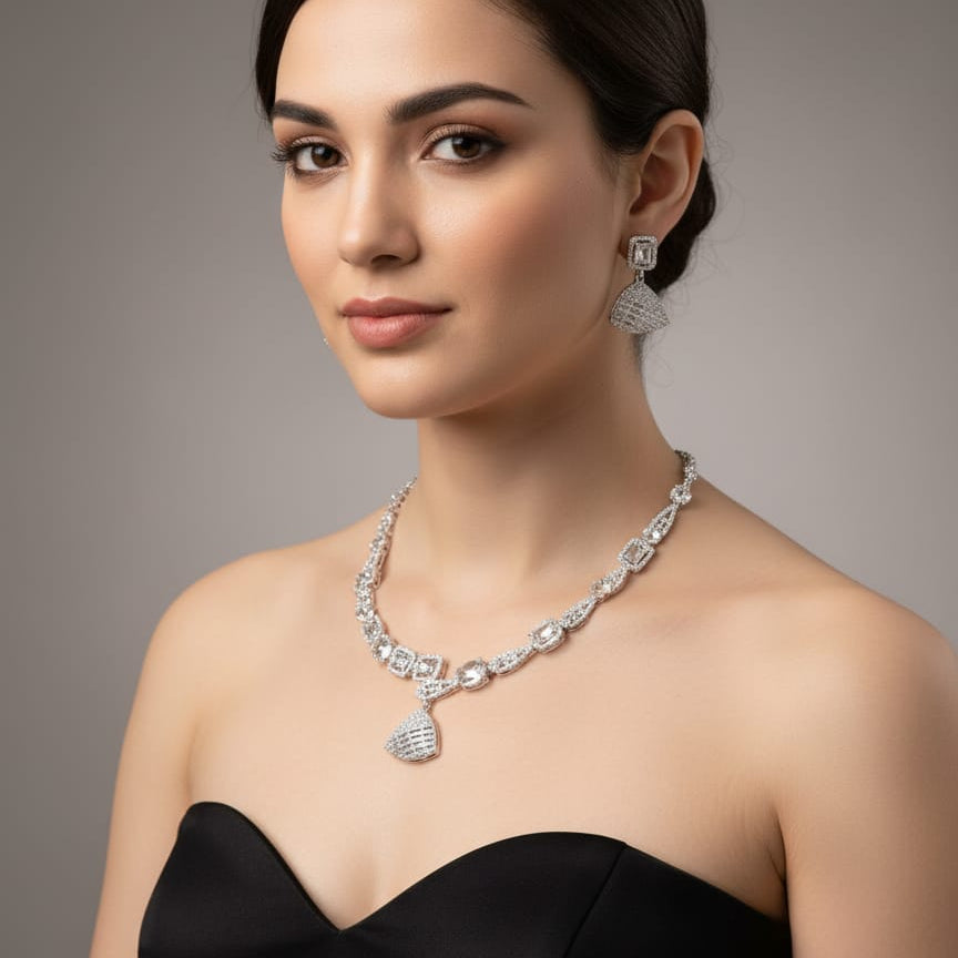 Prism Fan Structured Crystal Set – Rs. 3,850