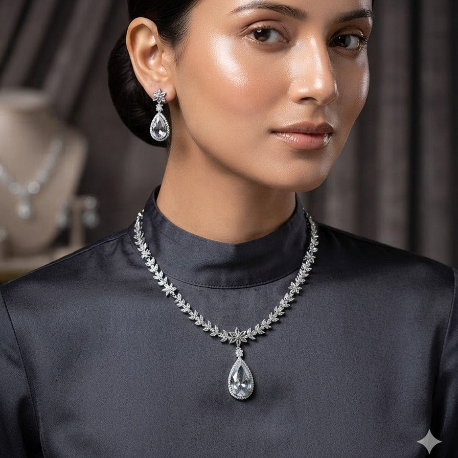 Laurel Leaf Pear Drop Necklace Set