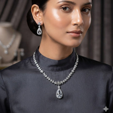 Laurel Leaf Pear Drop Necklace Set