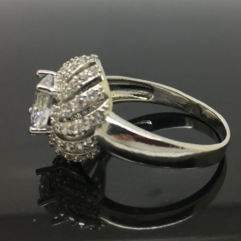 Unique Fashion Ring 654395