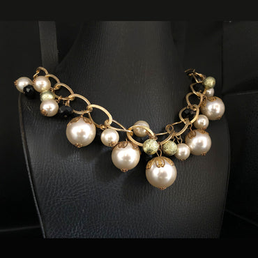 White Pearl Mala ML01